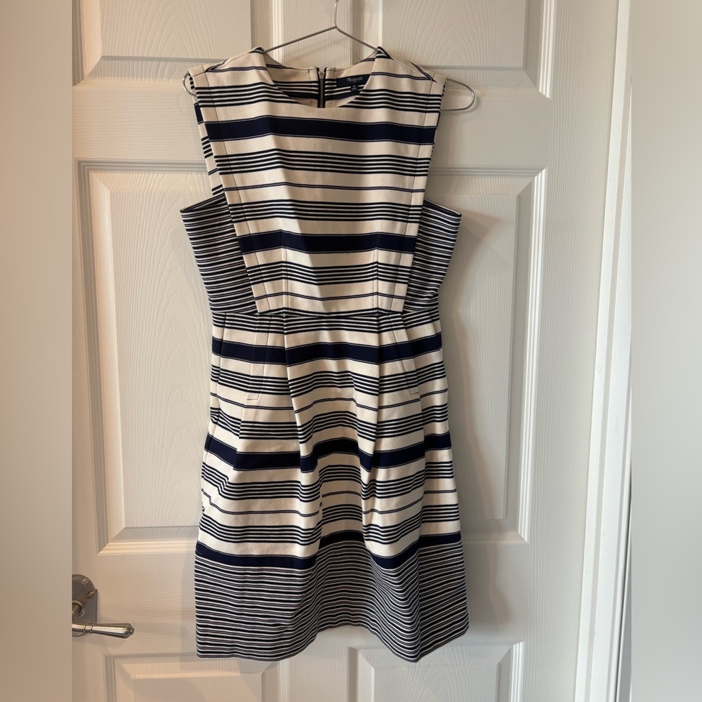 Madewell Navy and Cream Sheath Midi Dress Sleeveless Crew Neck
